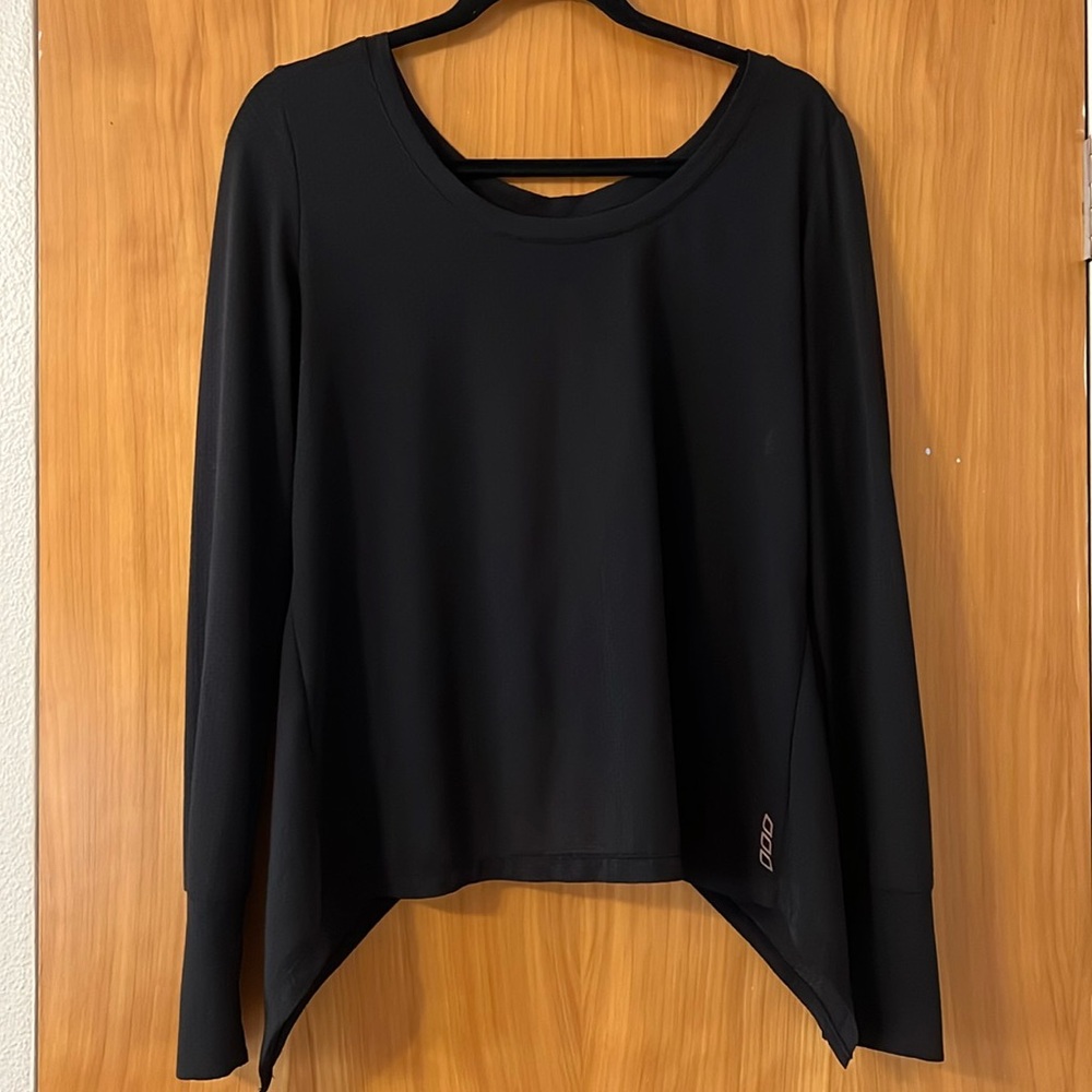 Lorna Jane open back keyhole top